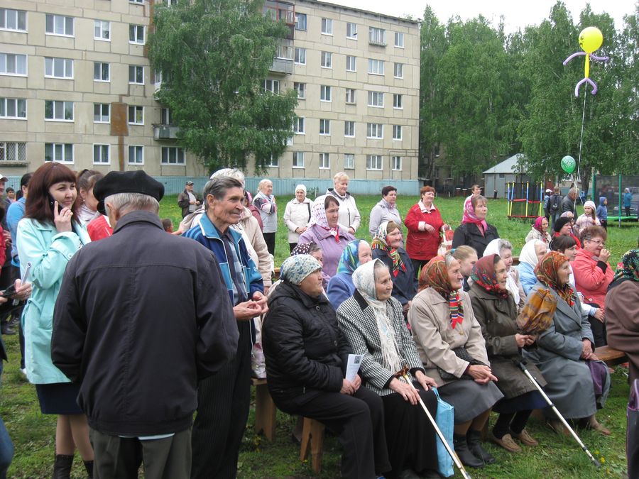 Школа новая майна. Р. П. новая майна. Новая майна улица микрорайон. Школа в новой Майне Мелекесского. Новая майна фото.